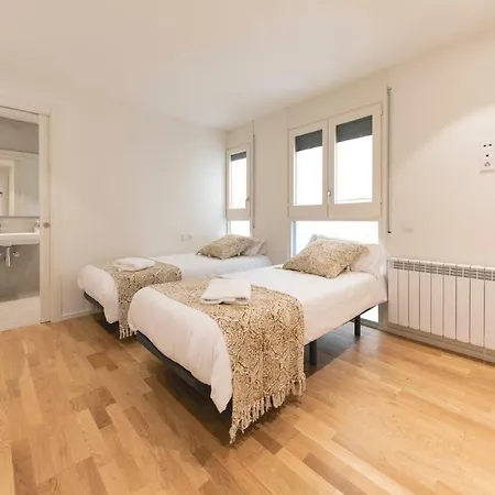 Bravissimo La Rambla Penthouse Apartment Girona