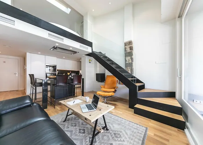 Bravissimo La Rambla Penthouse, With Large Terrace * Girona
