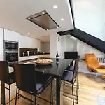 Bravissimo La Rambla Penthouse, With Large Terrace * Girona
