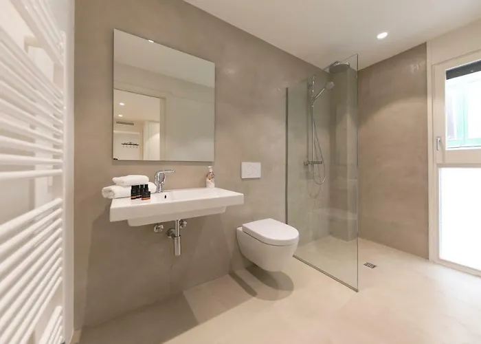 Bravissimo La Rambla Penthouse, With Large Terrace Daire *